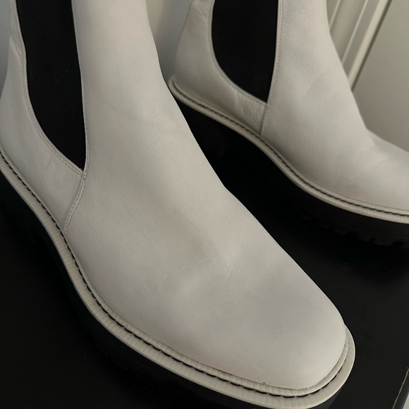 SAM EDELMAN: Women’s Laguna Chelsea Boot Size 10✨ - Picture 7 of 16